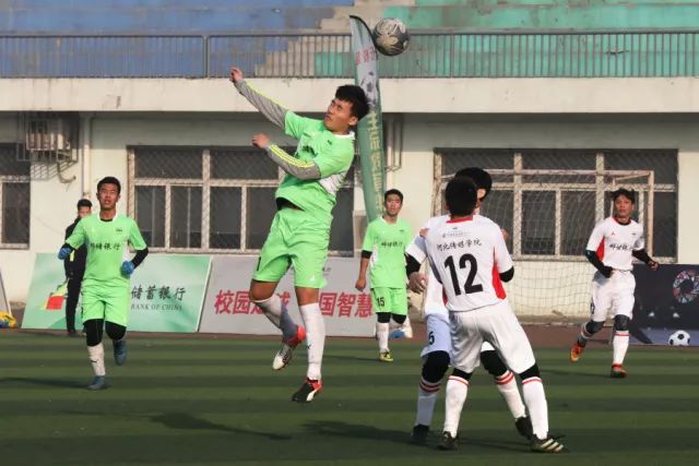 欧冠八强激战继续！杨计聊球8连红+11中10领衔出击